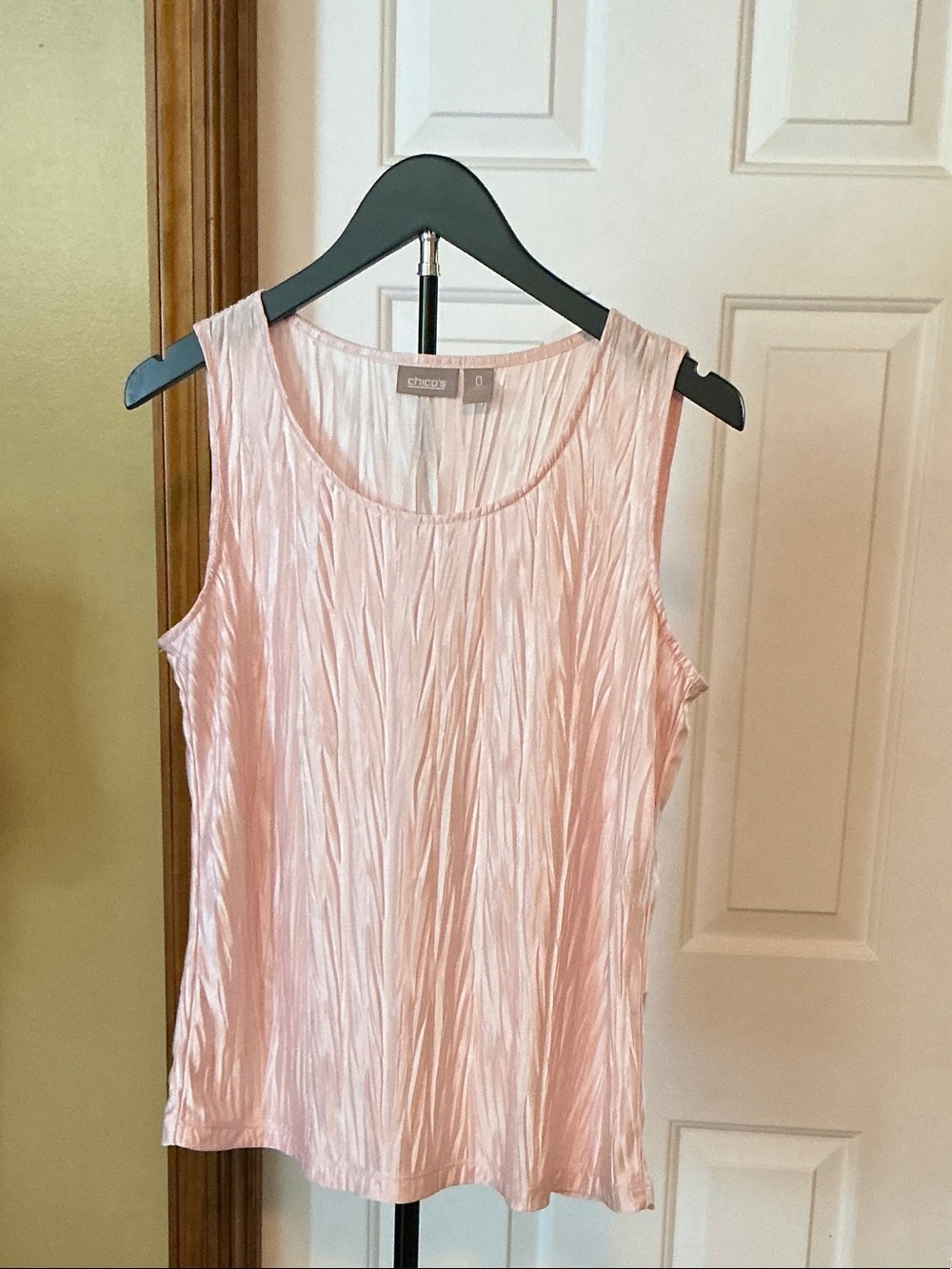 Chico's Pale Pink Crinkle Sleeveless Tank